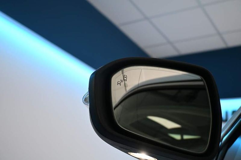 Ford Mondeo (2022) 2.0 LED ACC SONY Tažné TITANIU - fotka 29 z 43