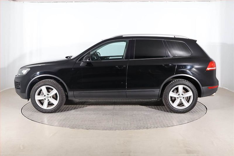 Volkswagen Touareg (2014) 3.0 TDI, 4X4, Automat - fotka 3 z 25