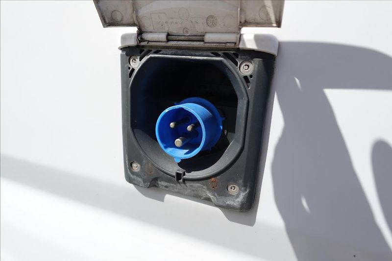 Fiat Ducato 2,3 JTD  L4H2 CHLAĎÁK DO 4°C K - fotka 13 z 36