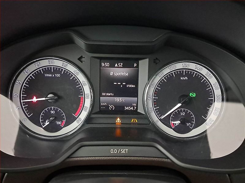 Škoda Octavia (2018) Laurin&Klement 2.0 TDI, 4X4 - fotka 11 z 17