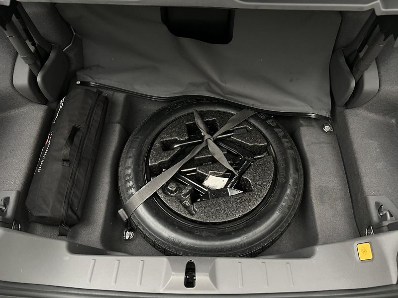 Volvo C70 MOMENTUM - fotka 20 z 33