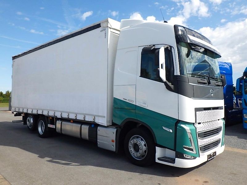 Volvo FM (2022) 420 6x2 plachtová nástavba - fotka 2 z 16