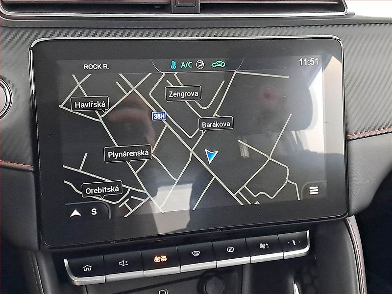 MG ZS (2023) Exclusive 1.0 Turbo, Automat - fotka 17 z 19