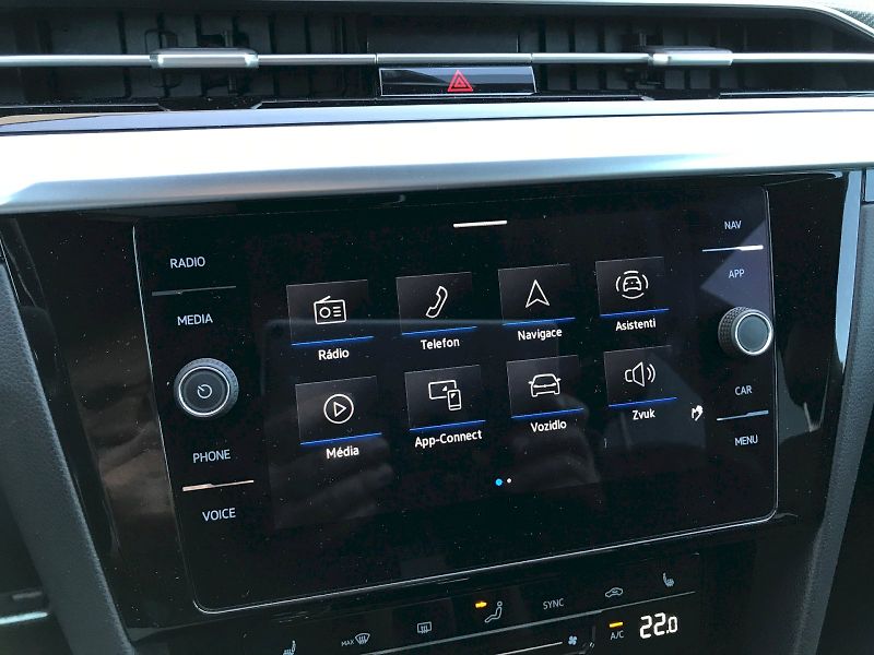Volkswagen Arteon (2022) R-LINE 2,0 TDI 7DSG - fotka 18 z 25