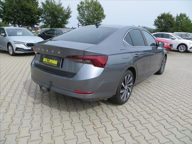 Škoda Octavia 2,0 TDI DSG Style 110kW Tažné - fotka 11 z 31