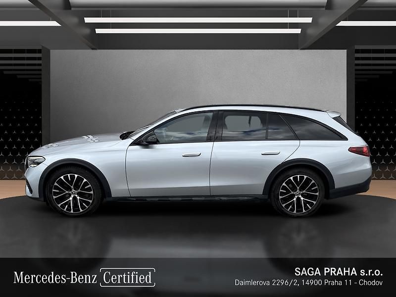 Mercedes-Benz Třídy E Třída E 220 d 4MATIC All-Terra - fotka 6 z 18