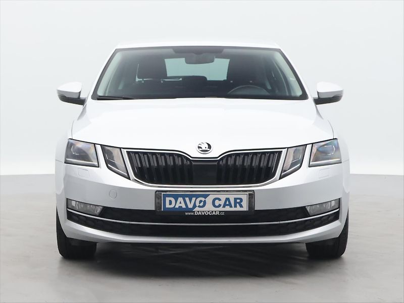 Škoda Octavia 1,6 TDI 85kW DSG CZ Style DPH - fotka 2 z 37