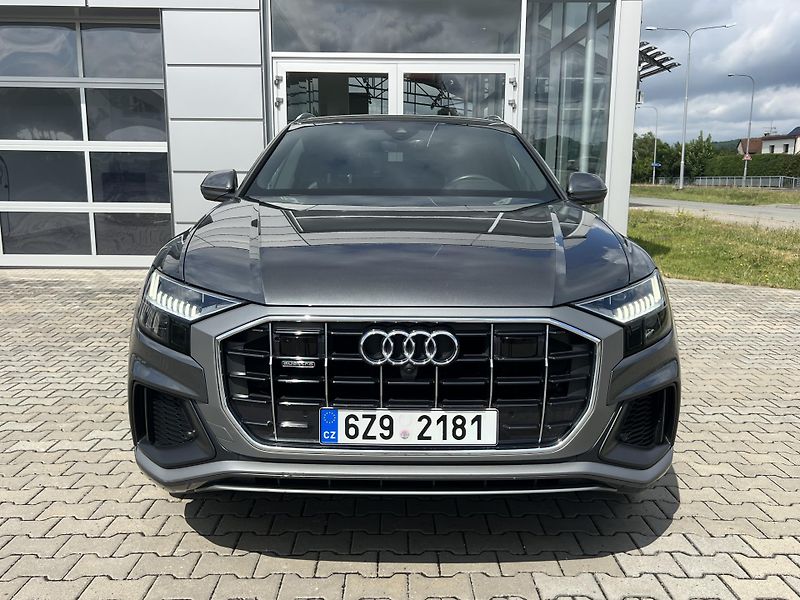 Audi Q8 (2020) 3.0TDI, quattro, S line - fotka 8 z 37