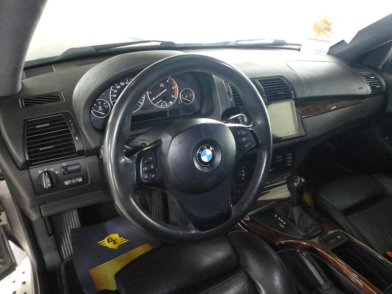 BMW X5 (2006) 3,0D*XENON**KAMERA**PANORAMA - fotka 12 z 35