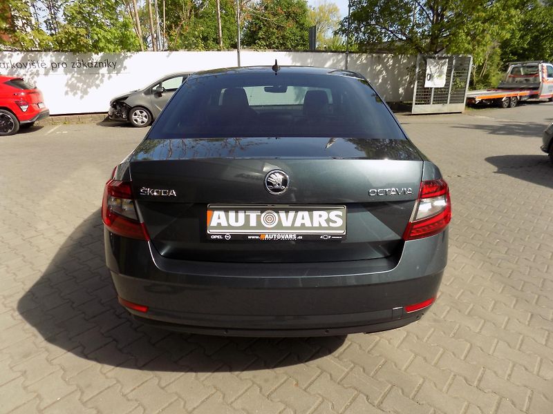Škoda Octavia (2018) 2.0 TDi DSG - fotka 6 z 13