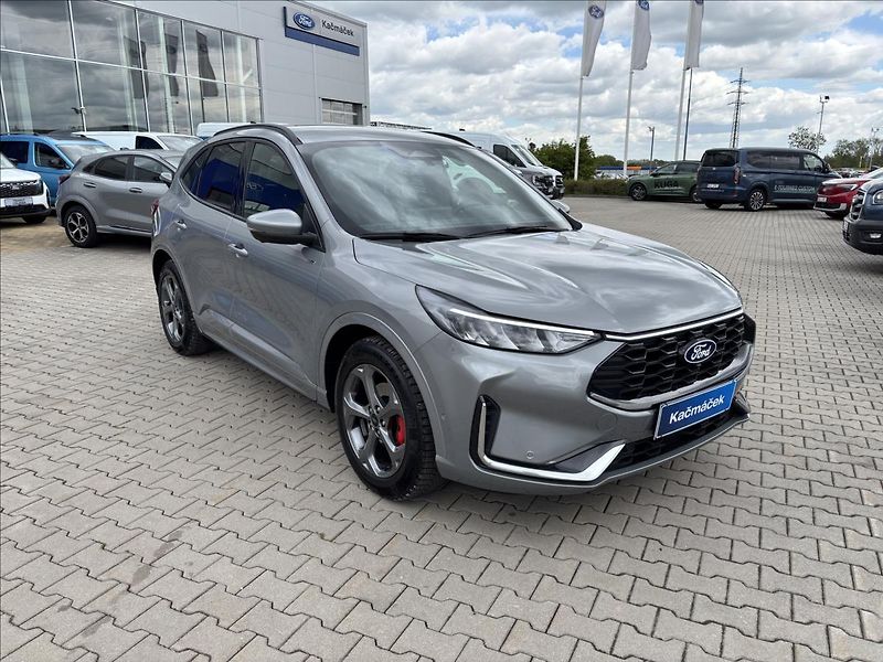 Ford Kuga 1,5 EcoBoost 111 kW ST-Line X - fotka 7 z 42