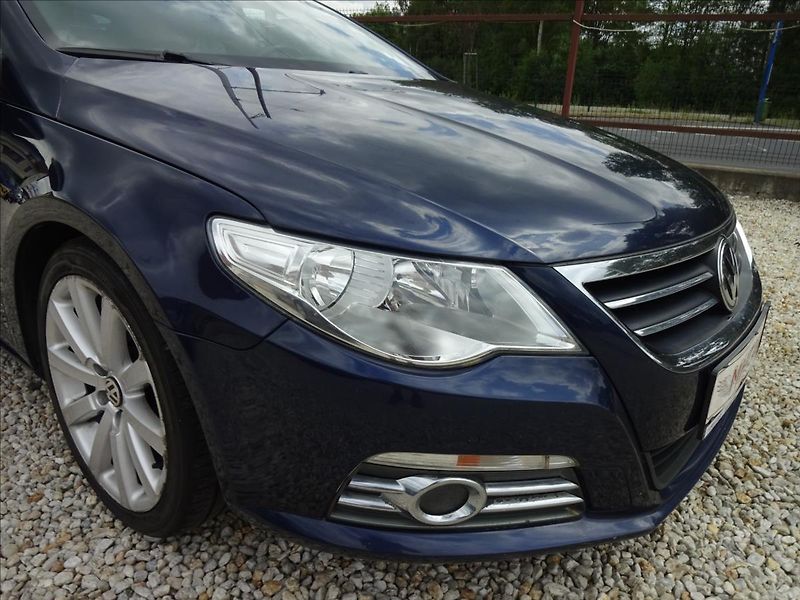 Volkswagen Passat CC 2.0TDi 125kW - fotka 10 z 70