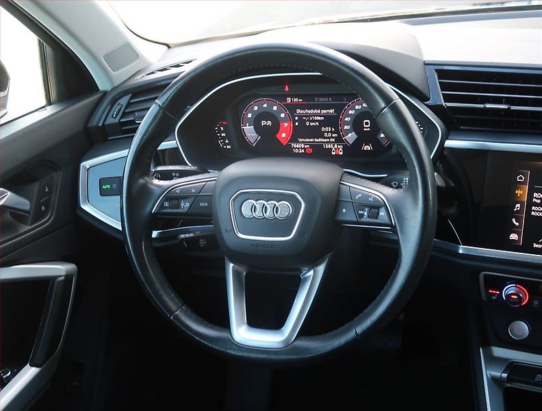 Audi Q3 (2020) 40 TFSI - fotka 16 z 25