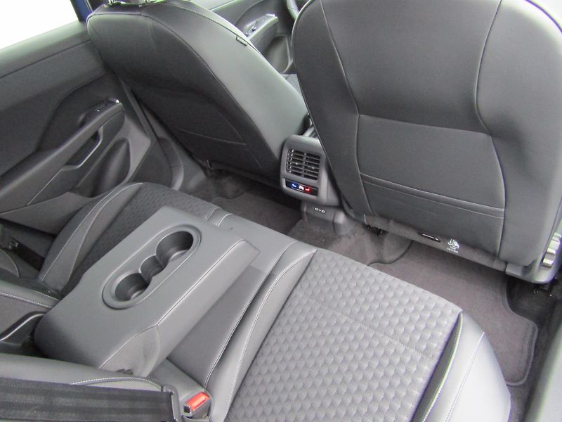 Volkswagen T-Roc R-Line 1,5 eTSI 110 kW 7DSG - fotka 26 z 30