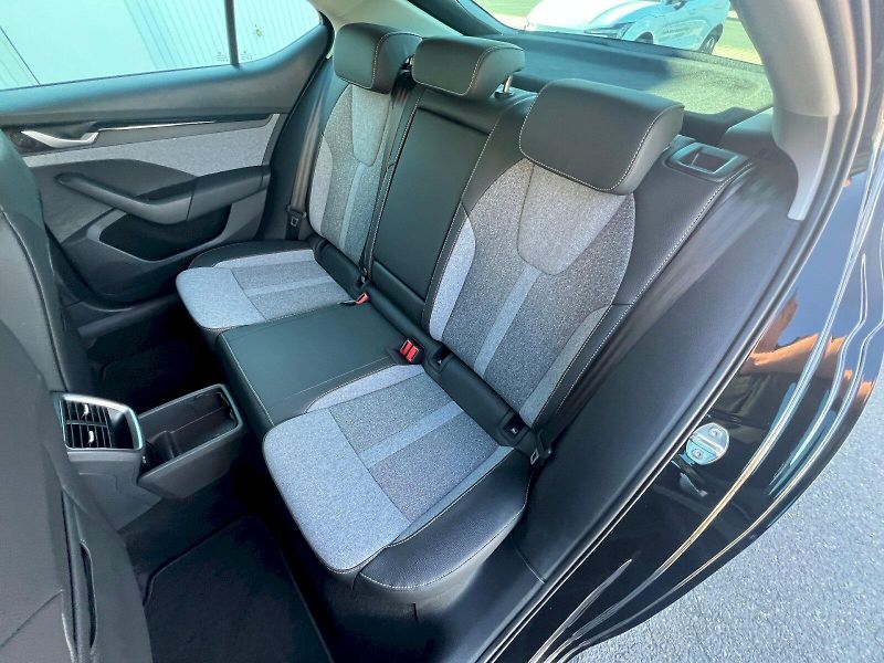 Škoda Octavia (2025) Top Selection 1.5TSi M-HEV 110 - fotka 13 z 30