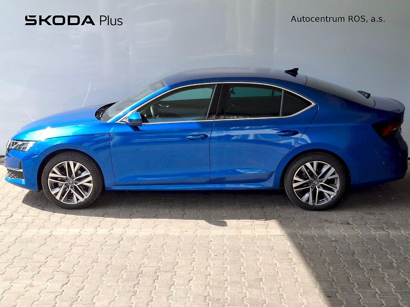 Škoda Octavia (2025) M-HEV SELECTION TS 110/1.5 A7F - fotka 3 z 36