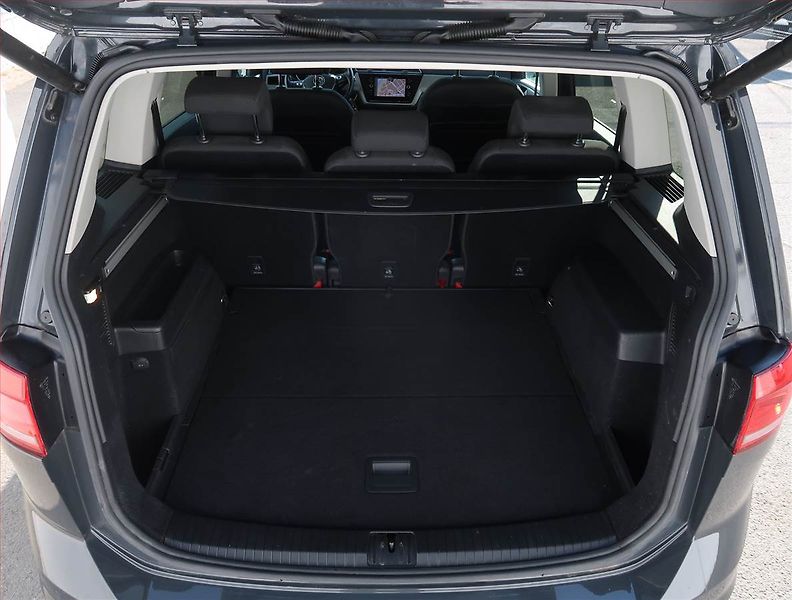 Volkswagen Touran (2020) Comfortline 2.0 TDI - fotka 14 z 21