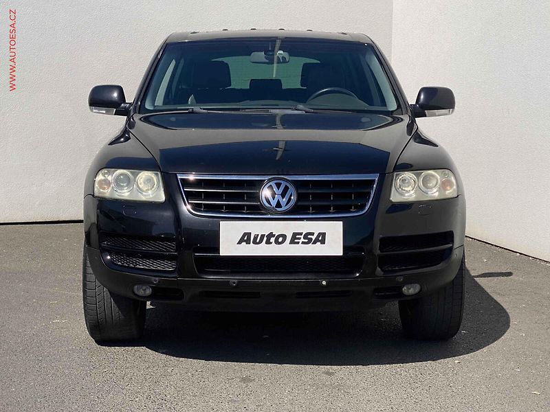 Volkswagen Touareg (2003) 2.5 TDi 4x4 R5, Šíbr, kůže - fotka 2 z 17