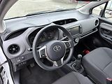Toyota Yaris 1.5i 82 kW navi. serviska - náhled 14