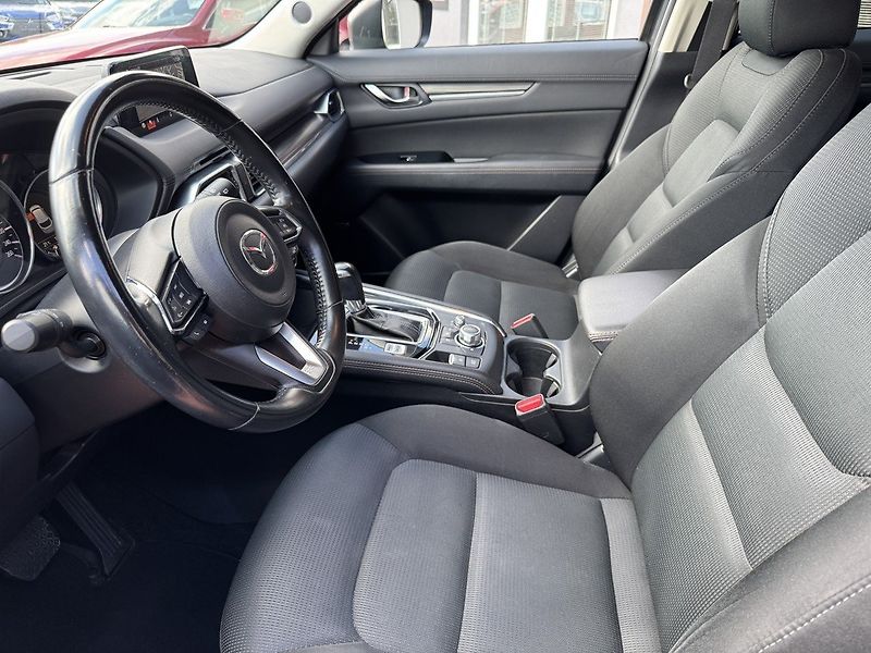 Mazda CX-5 (2017) 2.5i G-194 AWD LED Bose Kamera - fotka 27 z 50