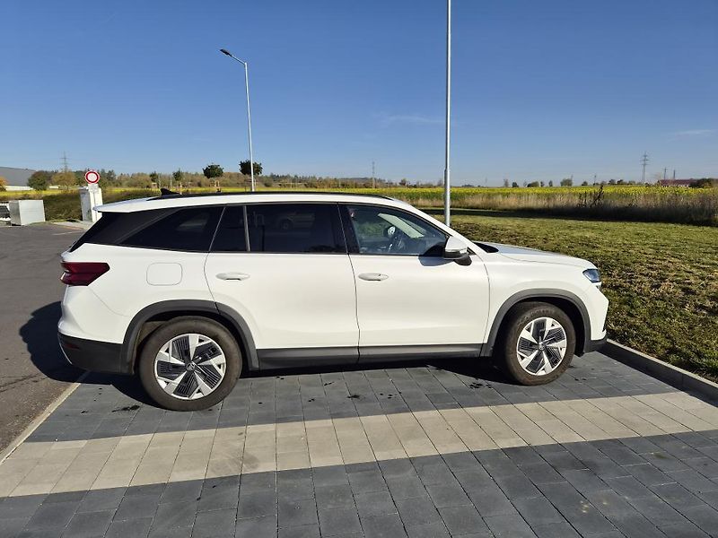 Škoda Kodiaq (2024) Selection 2.0TDI DSG 4x4 tažné - fotka 5 z 9