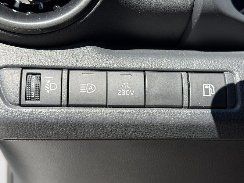 Toyota C-HR 2.0L PHEV Style - fotka 13 z 25
