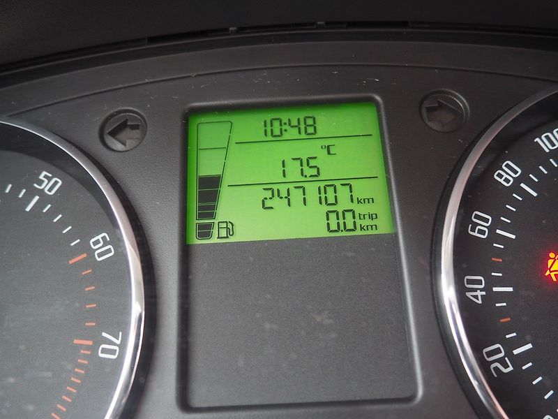 Škoda Fabia (2013) 1.4i - fotka 27 z 41