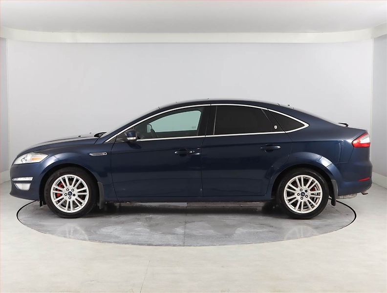 Ford Mondeo (2011) 1.6 EcoBoost, Xenony, Tempomat - fotka 3 z 21