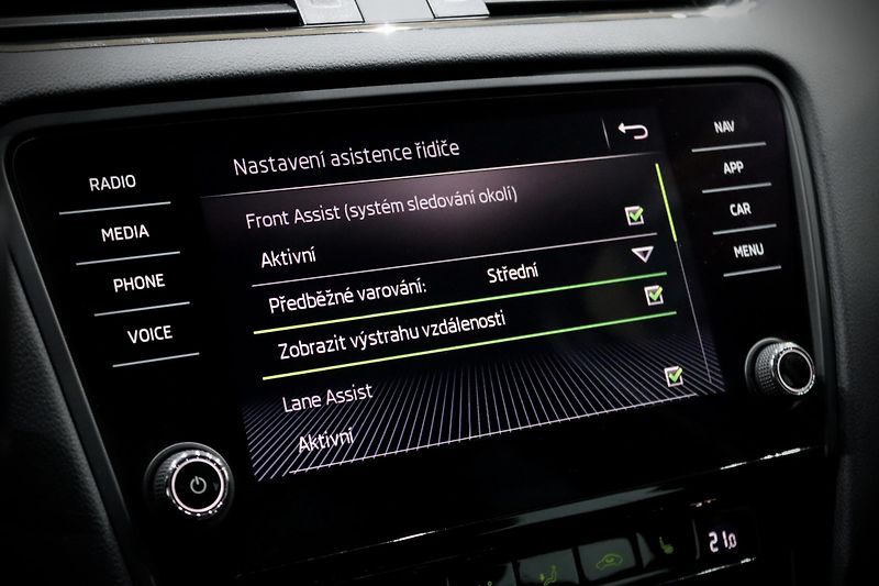 Škoda Octavia 3 FL Combi 1.4 TSI 110 kW - fotka 22 z 31