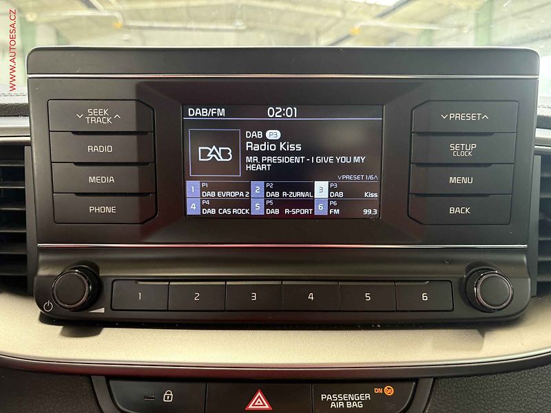 Kia Ceed (2022) 1.5 T-GDI, ČR, STK7/28 - fotka 11 z 15