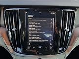 Volvo V60 D4 Cross Country AWD,ČR,1.Maj - náhled 32