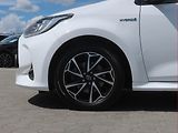 Toyota Yaris (2021) 1.5 VVT-i Hybrid, Automat - náhled 15