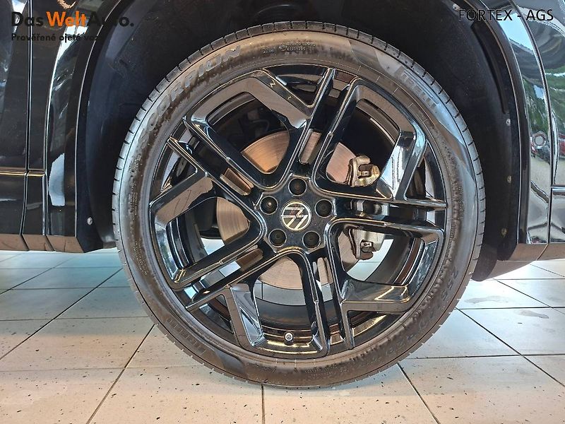 Volkswagen Tayron (2025) R-LINE,2.0 TDI,142kW,4x4,Záruk - fotka 31 z 33