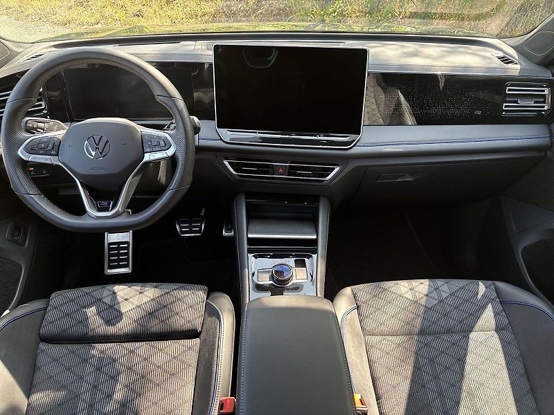 Volkswagen Tiguan (2025) 2.0 TDI 4Motion DSG R-Line Peo - fotka 5 z 33