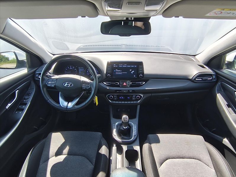 Hyundai i30 1,5   T-GDI MHEV - fotka 5 z 22
