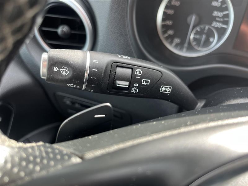 Mercedes-Benz Vito 2,1 119CDi 8.MÍST LONG 4x4 AUT - fotka 25 z 49