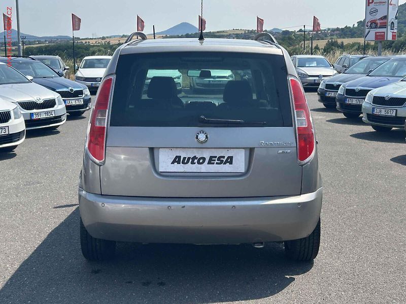 Škoda Roomster (2009) 1.4 MPi, AC, panor. - fotka 5 z 15