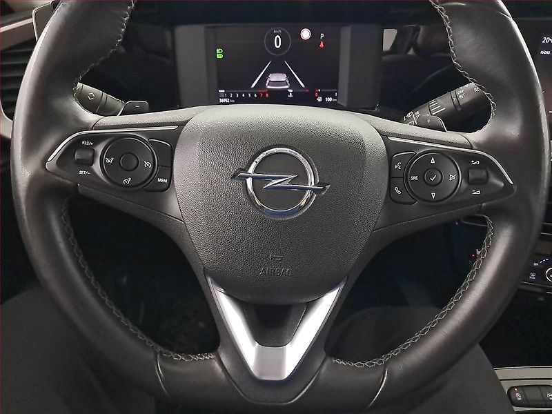Opel Mokka (2022) 1.2 Turbo, Automat, ČR,1.maj - fotka 16 z 18