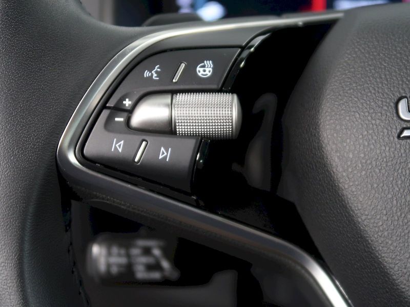 Škoda Karoq (2025) TOP SELECTION 2.0TDI 110KW DSG - fotka 20 z 42