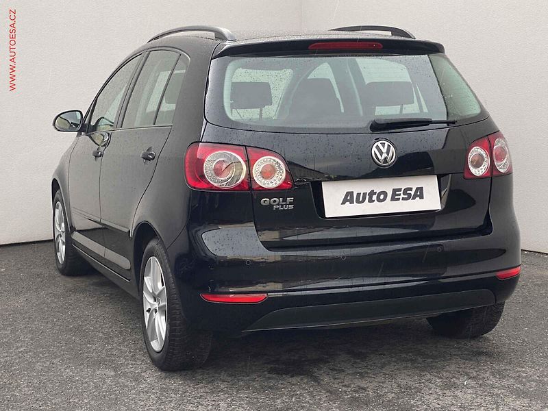 Volkswagen Golf Plus (2010) 1.6 i, Comfortline, park - fotka 6 z 16