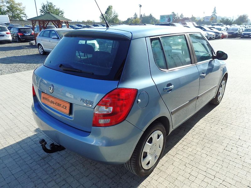 Škoda Fabia 1.4 16V KLIMA, ZÁVĚS - fotka 4 z 13