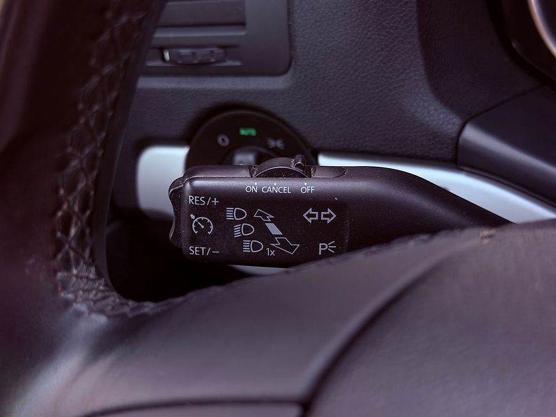 Škoda Octavia 1.2 TSi Ambiente, Serviska - fotka 20 z 24