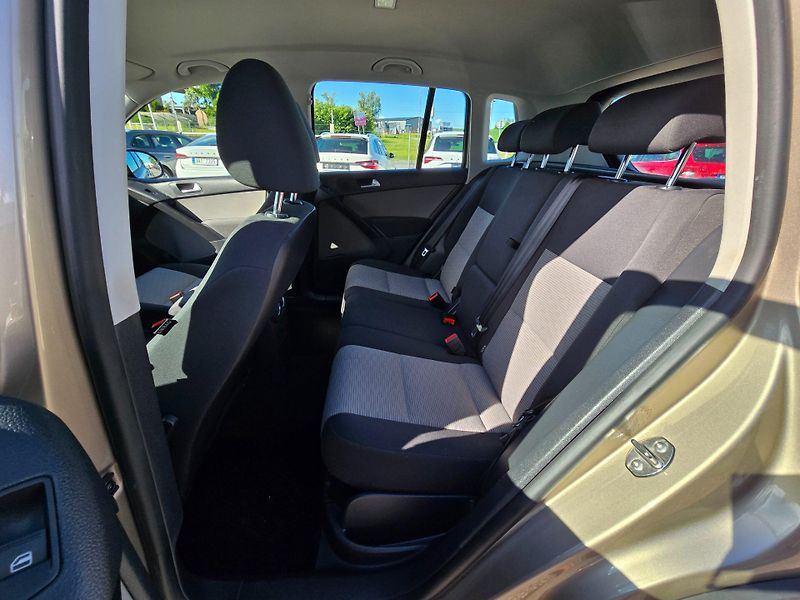 Volkswagen Tiguan (2012) 1.4 TSI 90KW nové cz,1majitel - fotka 12 z 23