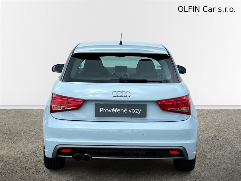 Audi A1 1,2 TFSi 63 kW S-LINE - fotka 8 z 23