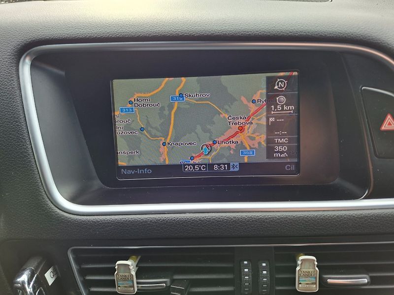 Audi Q5 (2012) 2.0TDI 105kW QUATTRO S-LINE - fotka 13 z 35