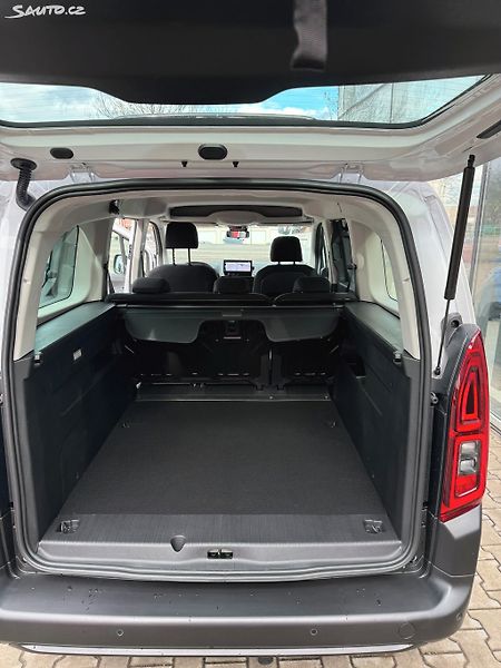 Citroën Berlingo (2025) XL PLUS 1,5 HDI 130K - fotka 11 z 11