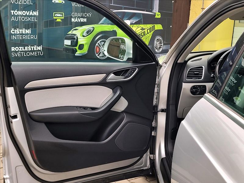 Audi Q3 2,0 TFSi Quattro SERV.KNÍŽKA - fotka 45 z 47