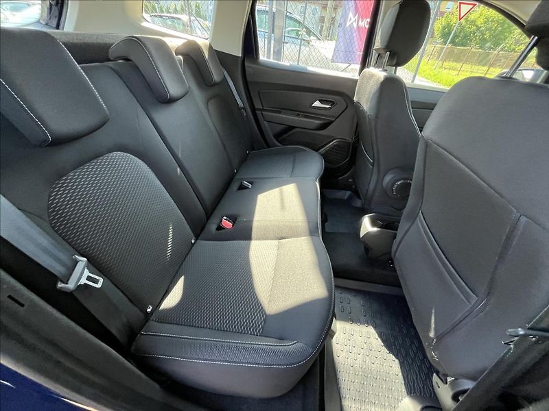 Dacia Duster 1,5 dCi 4x4 DPH  Tažné,Klima - fotka 31 z 45