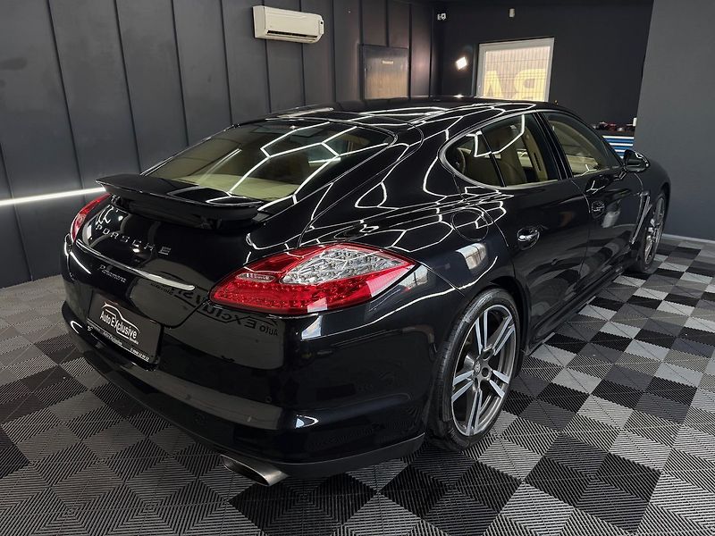 Porsche Panamera (2012) Porsche Panamera 3.0 Diesel Ti - fotka 8 z 31