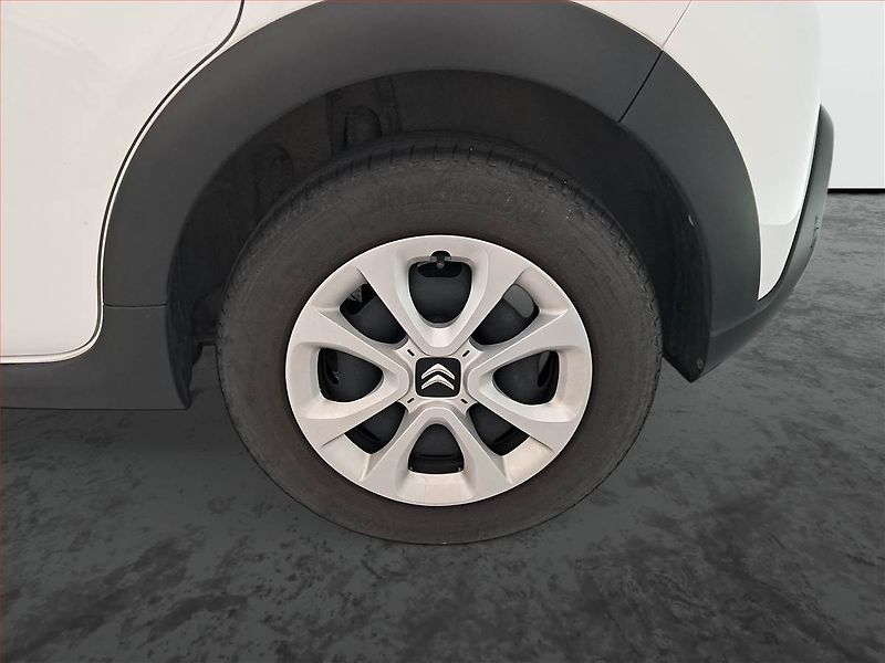 Citroën C3 (2020) 1.2 PureTech, ČR,1.maj - fotka 15 z 17